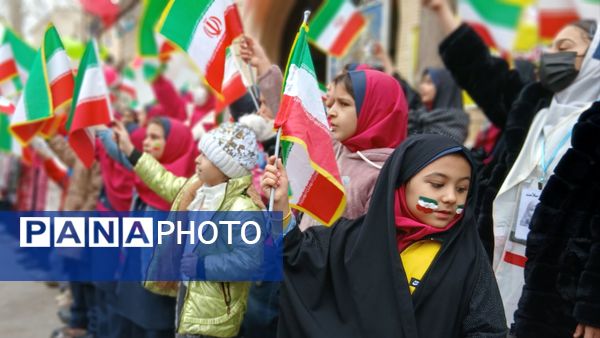 خروش مردم و فرهنگیان در صحنه وحدت انقلابی