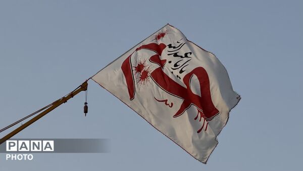 عزاداری ظهر عاشورا در اشکذر