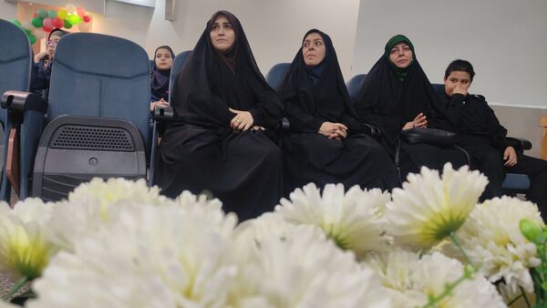 مراسم گرامی‌داشت هفته بسیج با حضور خواهر شهید