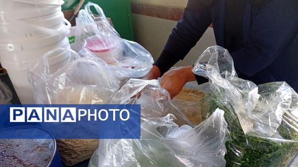 عطر فاطمى در دبیرستان امامت مهدیه