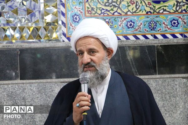 طنین بندگی در جشن تکلیف دانش‌آموزان دختر شهرستان قرچک