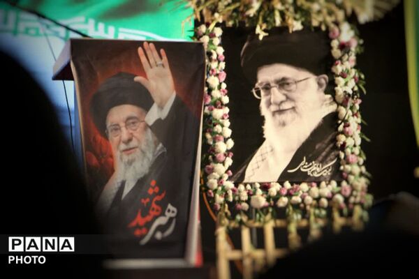 حضور سبز پوشان حرم علی ابن موسی الرضا در شب سی و دوم