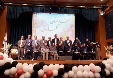  جشن فارغ التحصیلی دانش آموزان پایه نهم دبیرستان آرمینه مصلی نژاد در فرهنگسرای آریو مصلی نژاد ناحیه ۶