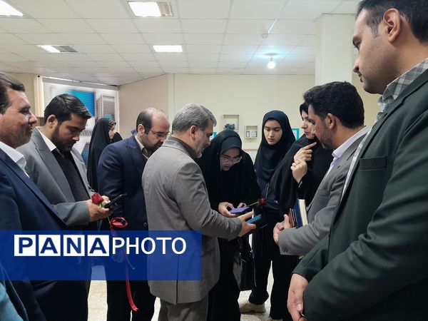 نغمه‌ای از دل تاریخ در آسمان امید