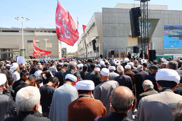 اجتماع عظیم صادقیون در مشهد 