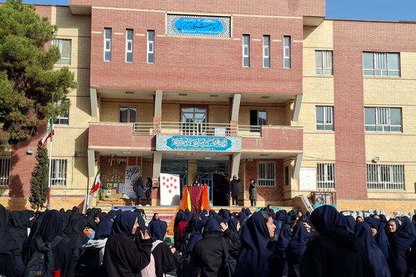 آغاز سال تحصیلی جدید در دبیرستان زینبیه۲