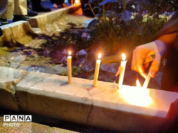 مراسم شام غریبان شهدای دشت کربلا در حسینیه امام خمینی (ره) 
