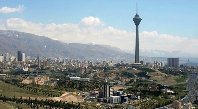کیفیت هوای تهران در روز جمعه قابل قبول است