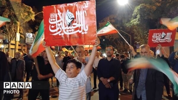 تجمع شبانه دانش آموزان و فرهنگیان اهر 