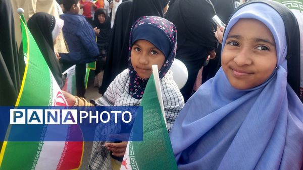 حضور پرشور مردم میناب در راهپیمایی ۲۲ بهمن