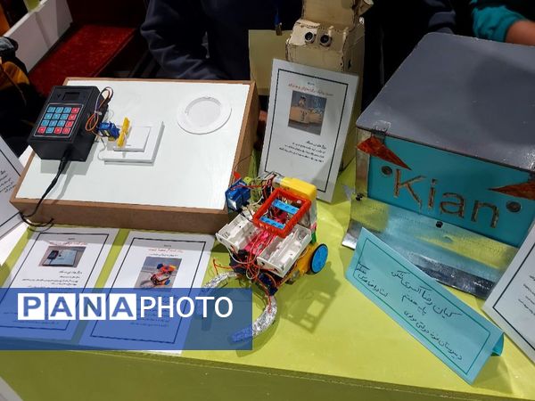 افتتاحیه غرفه رباتیک ناحیه۶ مشهد در نمایشگاه بین‌المللی مشهد 