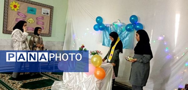 جشن ولادت امام زمان(عج) دردبیرستان حاج مهدی روحانی خلیل آباد