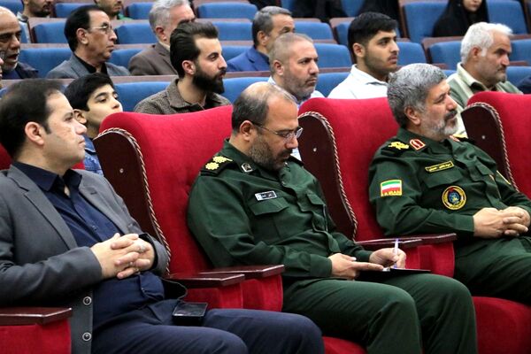 همایش فرماندهان ادوار بسیج ملارد