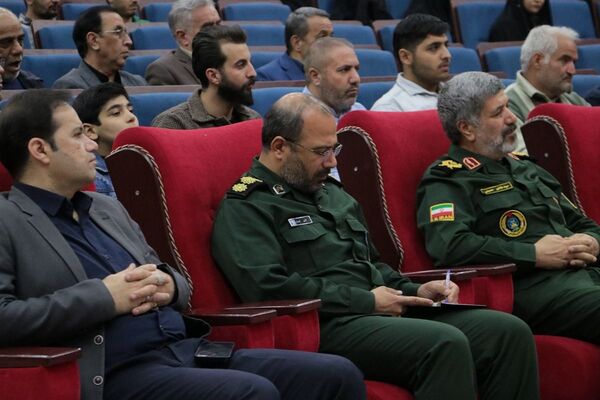 همایش فرماندهان ادوار بسیج ملارد