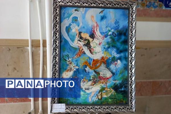 نمایشگاه ایرانمون هنرستان پروین اعتصامی  پردیس به مناسبت دهه فجر 