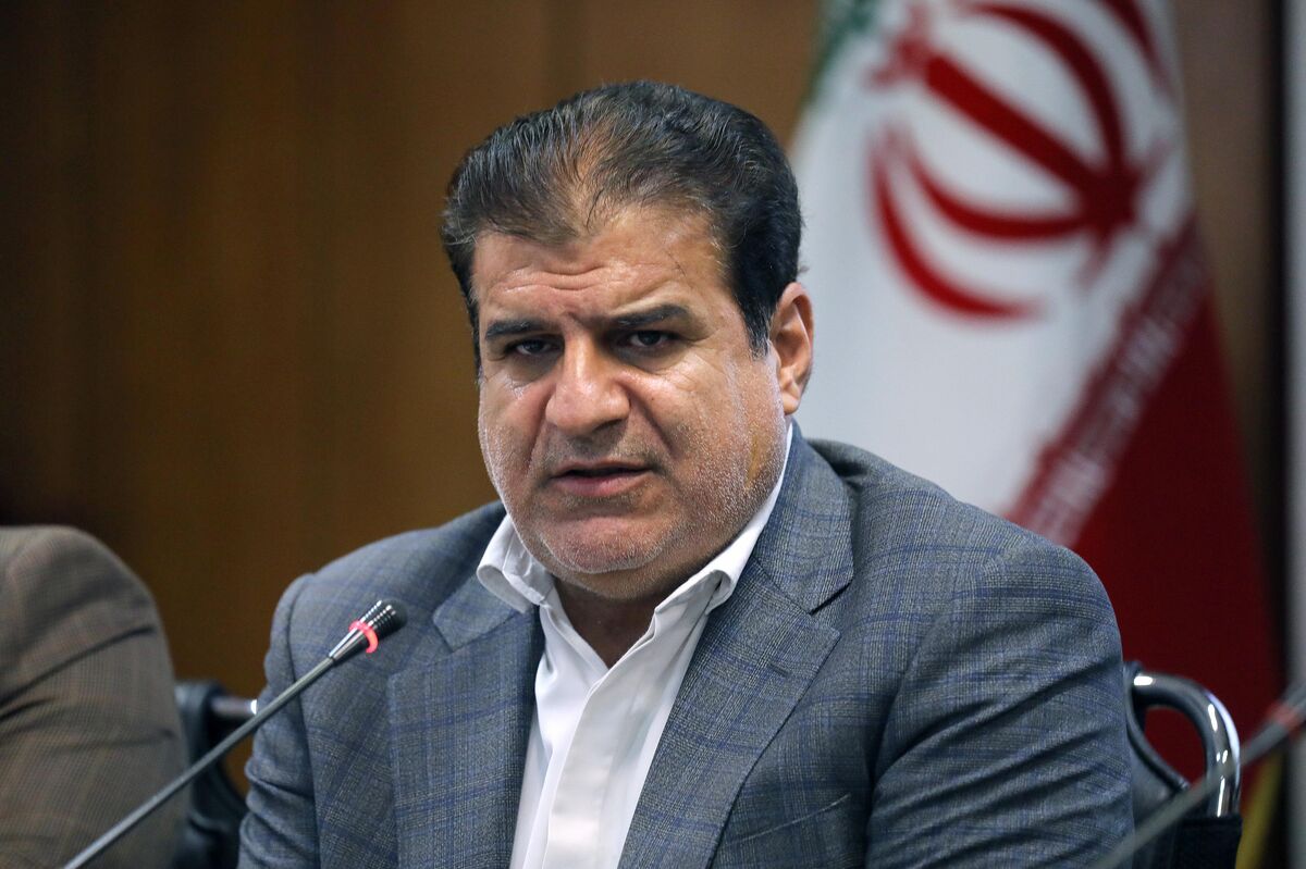 ملت در دفاع از ایران یکپارچه و استوار ایستاده است
