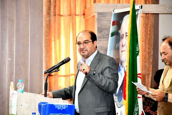 مراسم تجلیل از مدیران و رتبه‌های برتر کنکور ۱۴۰۴ در شهرستان مه‌ولات