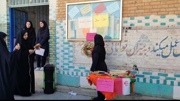 زنگ آغاز سال تحصیلی در مدرسه عشایری خدیجه کبری ناحیه 2 خرم‌آباد به صدا درآمد
