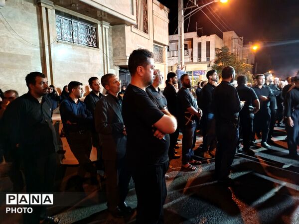 همراهی هیات زینب کبری(س) با کاروان نمادین اسرای کربلا