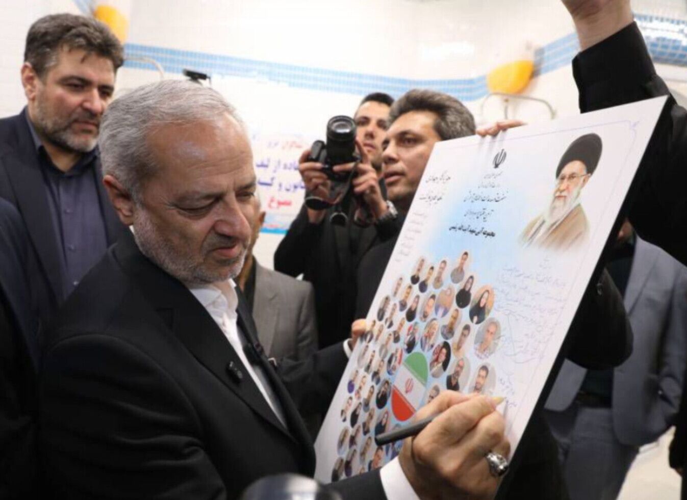 افتتاح مجموعه آبی شهید رئیسی در مشهد