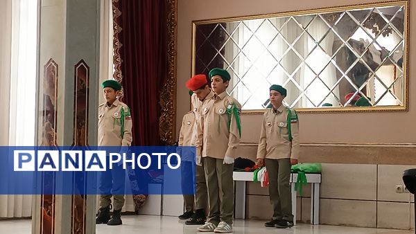 مراسم تجلیل و تقدیر از مربیان بخش پرورشی و تربیتی آموزش و پرورش نیشابور 