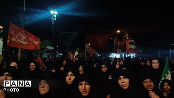 شکوه صدوبیست شب مقاومت مردم کوهدشت در میدان امام خمینی (ره)