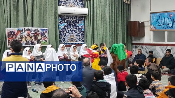 مراسم جشن انقلاب اسلامی در مسجد مسلم بن عقیل شهرستان شیروان