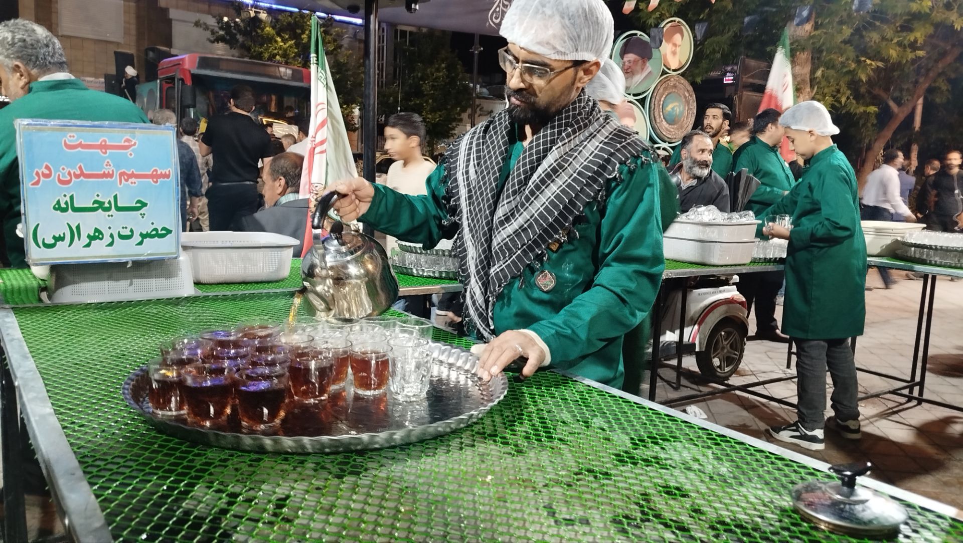 هشتاد و پنجمین شب از فعالیت چایخانه فاطمه الزهرا در قاب پانا 