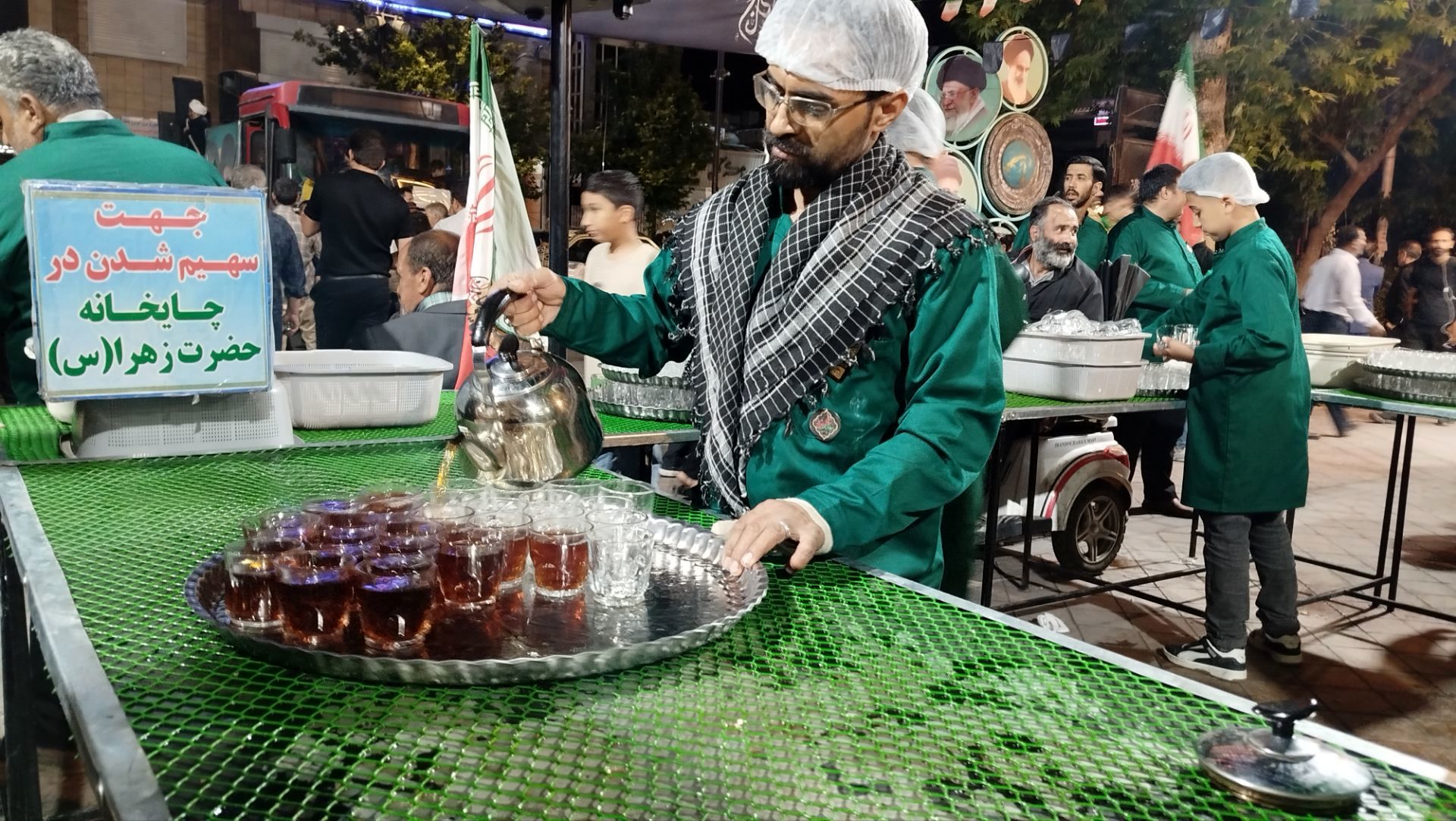 هشتاد و پنجمین شب از فعالیت چایخانه فاطمه الزهرا در قاب پانا 