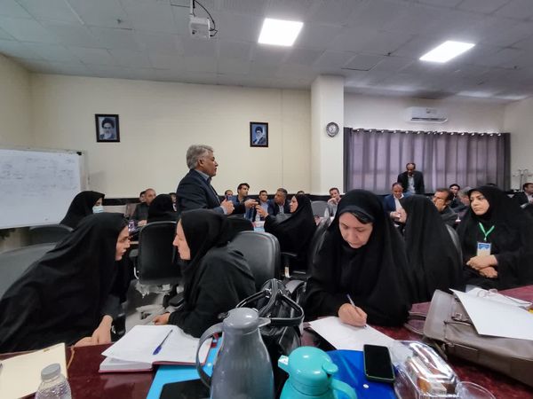 اولین جلسه دوره آموزشی تربیت ارزیاب حرفه‌ای 