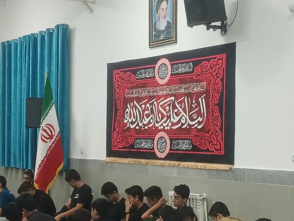 عزاداری دهه اول صفر در دبیرستان شهید بهشتی نیشابور 