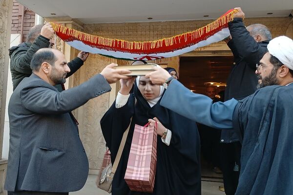 آبین بدرقه ۵۲ دانش‌آموز عمره‌گذار 