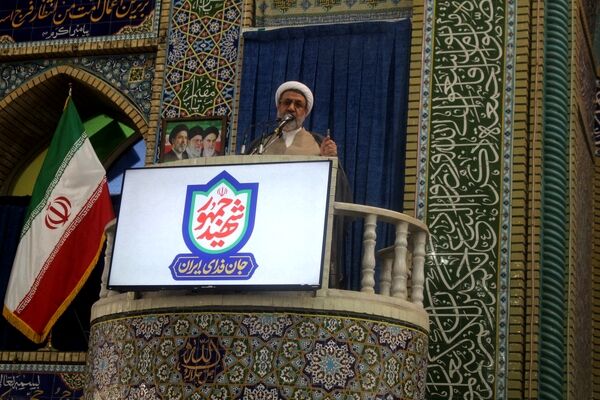 نماز جمعه امروز کرمان از نگاه دوربین