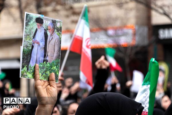 سربازان کوچک در اجتماع مردمی تبریز به خونخواهی از رهبر شهید