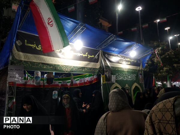 موکب‌ها در تجمعات شبانه میدان‌دار بودند