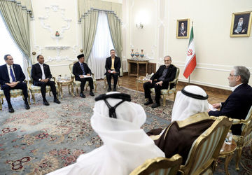 پزشکیان: دانشگاهیان مسلمان برای حل مشکلات کشورهای خود و کشورهای اسلامی همفکری کنند