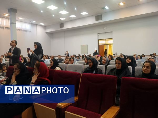 مجمع عمومی انتخابات انجمن اولیا و مربیان دبستان آرمینه مصلی‌نژاد