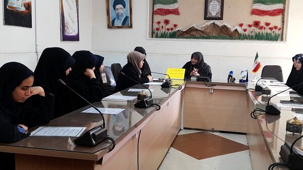 همیاران مشاور بازوان توانمند مشاوران مدارس هستند