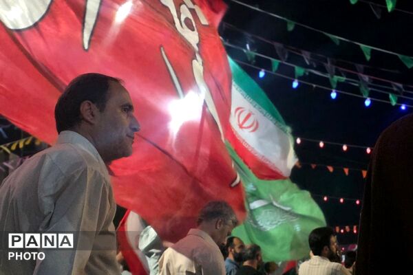 تداوم حضور در خیابان‌ها؛ رمز اتحاد و پیروزی 