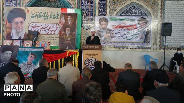 تجدید بیعت مردم بن با سومین رهبر انقلاب اسلامی در آیین گرامیداشت شهدای وطن