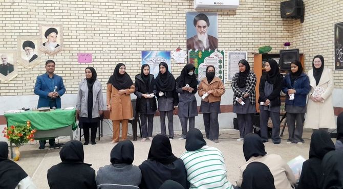 جشن زیبا و معنوی در دبیرستان دخترانه فاطمیه