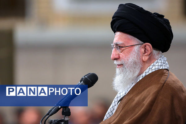 دیدار کارگران با رهبر معظم انقلاب