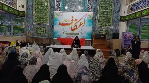 شور معنوی اعتکاف دانش‌آموزی در دامغان