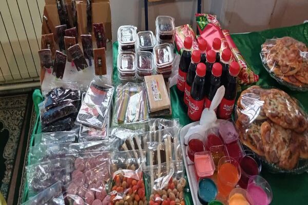 بازارچه کسب و کار دانش‌آموزی در مدرسه فدک