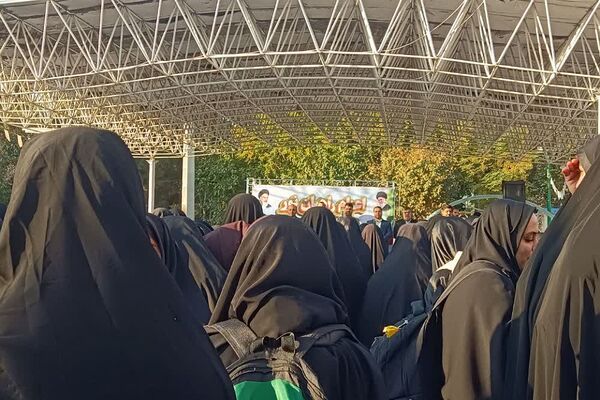 اعزام دانش‌آموزان قرچک به اردوی راهیان نور