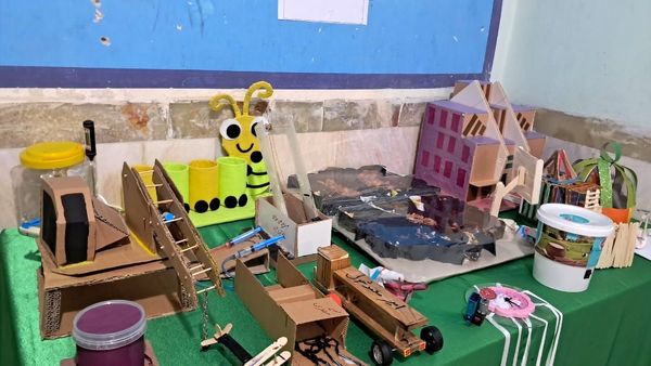 نمایشگاه جشنواره «نوین کاو» در پژوهش سرای دانش‌آموزی حاجی آباد