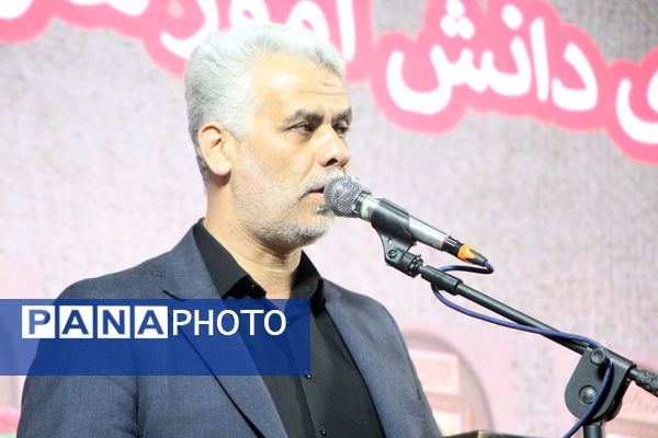 یادواره شهدا هنرستان فنی انقلاب اسامی یزد