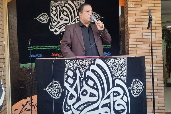 برگزاری مراسم گرامیداشت هفته بسیج در مدرسه شهید زهره‌وند قرچک
