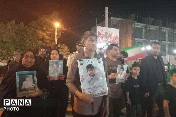 شکوه بیعت اهالی زرقان با آرمان‌های رهبر شهید