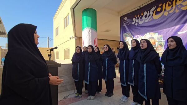 آیین استانی زنگ استکبار ستیزی در هنرستان نمونه میرجلیلی یزد